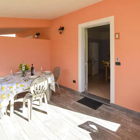Casa vacanze 1 Bedroom Amazing In *