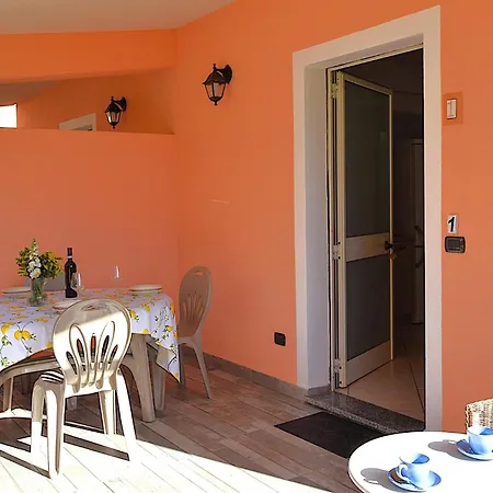 1 Bedroom Amazing In סירלה